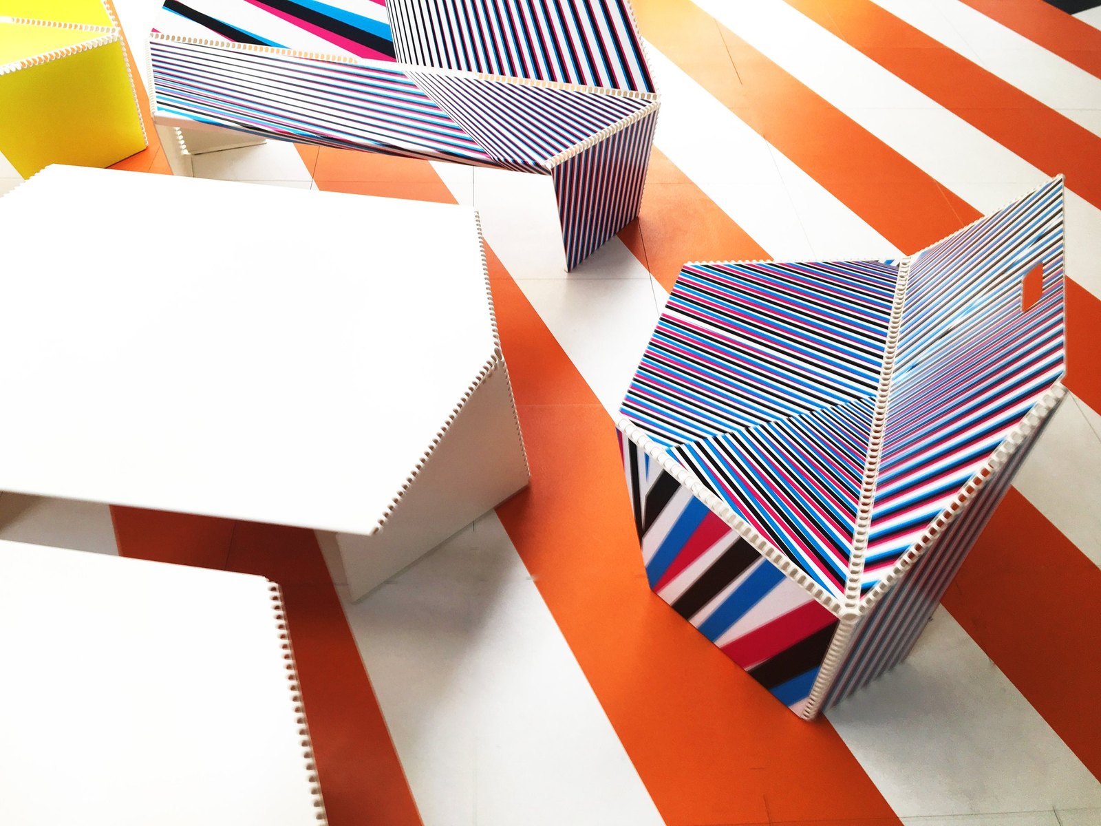 Project image: leeum black box lounge